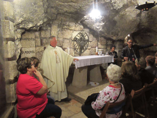 382D8372-FD2C-482F-86C2-42051E04B2FE