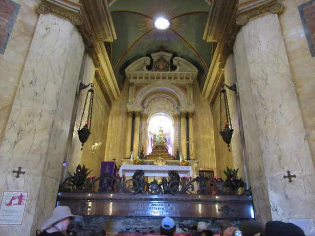 492CF446-3606-4E5B-87F2-C34E0760BDD9