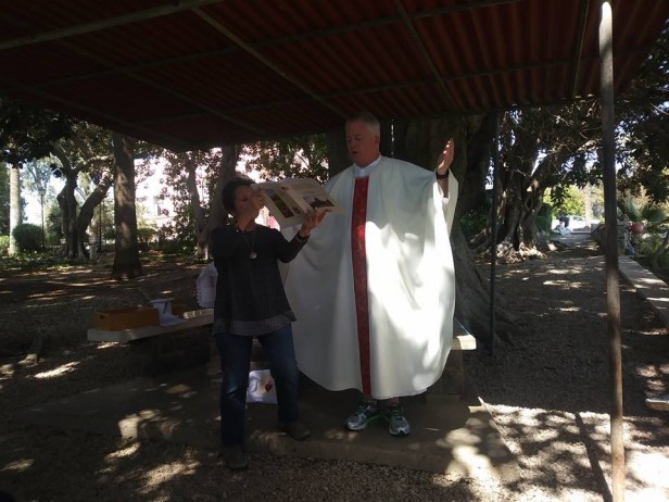 6F18A17B-6709-4801-824F-8B11753F3ED2